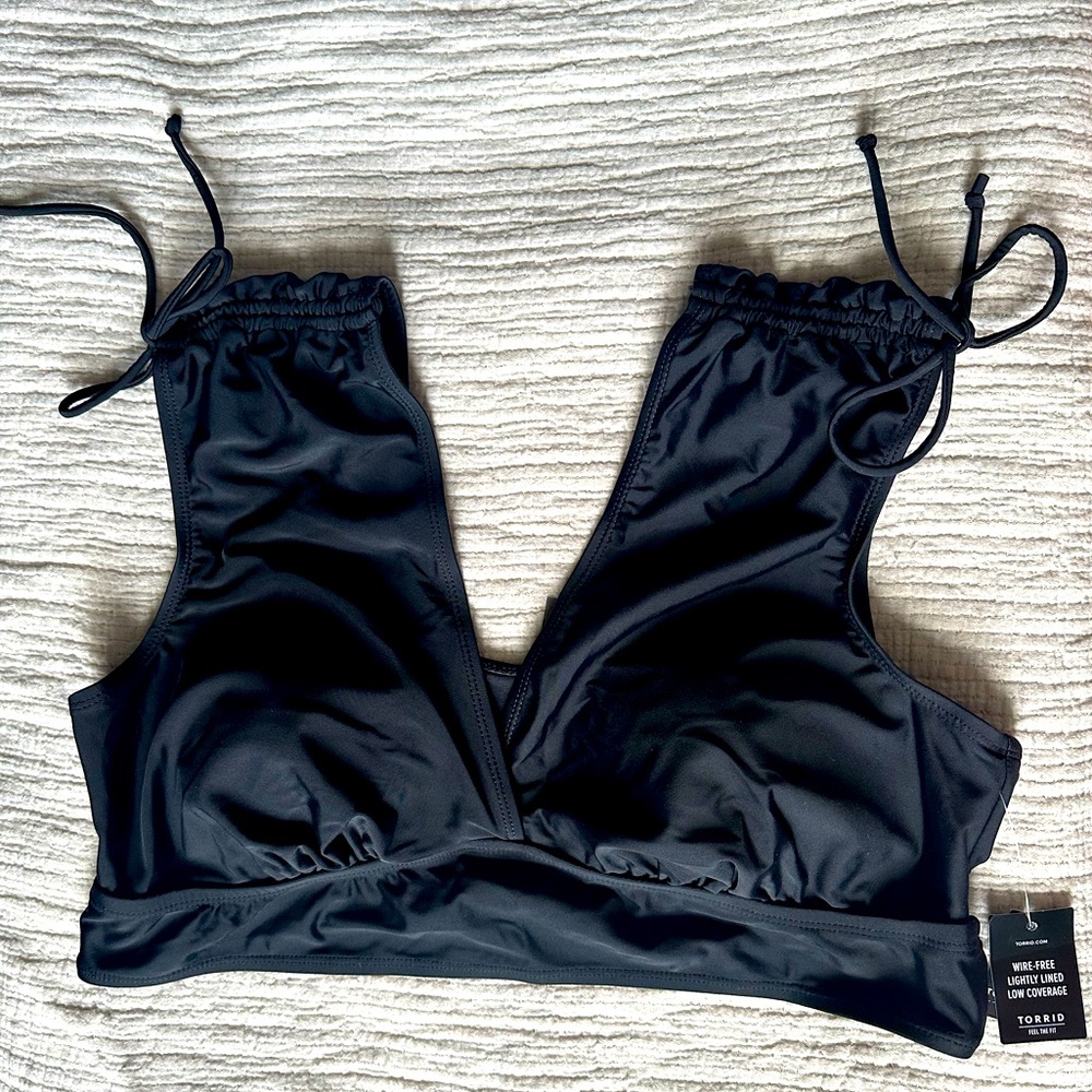 NWT - Torrid Swim Bikini Top - Size 2 - 2X - Plus Size Swim Top